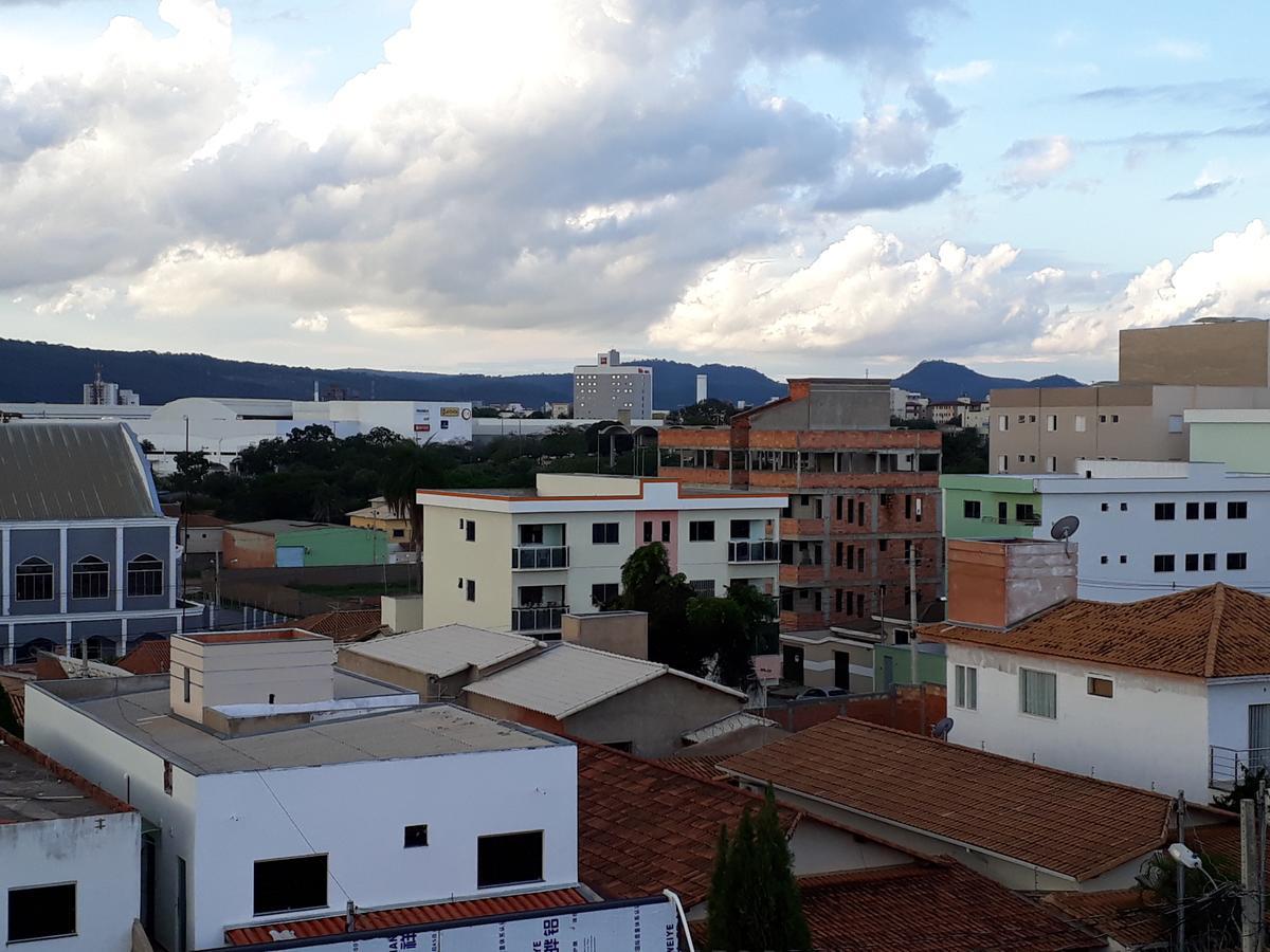 Hotel Lincohn Montes Claros Exterior foto